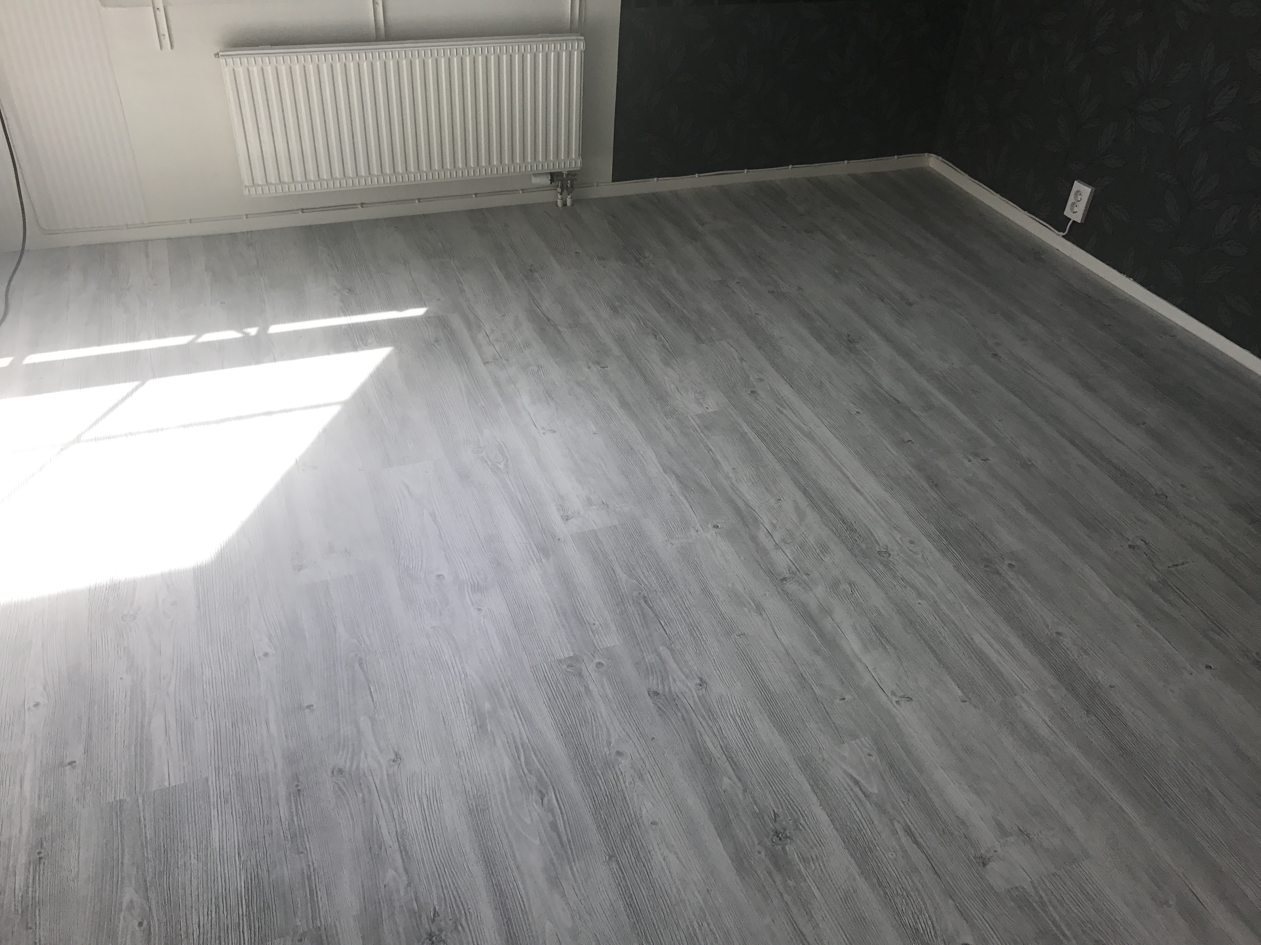 Golvläggning Grå Laminat