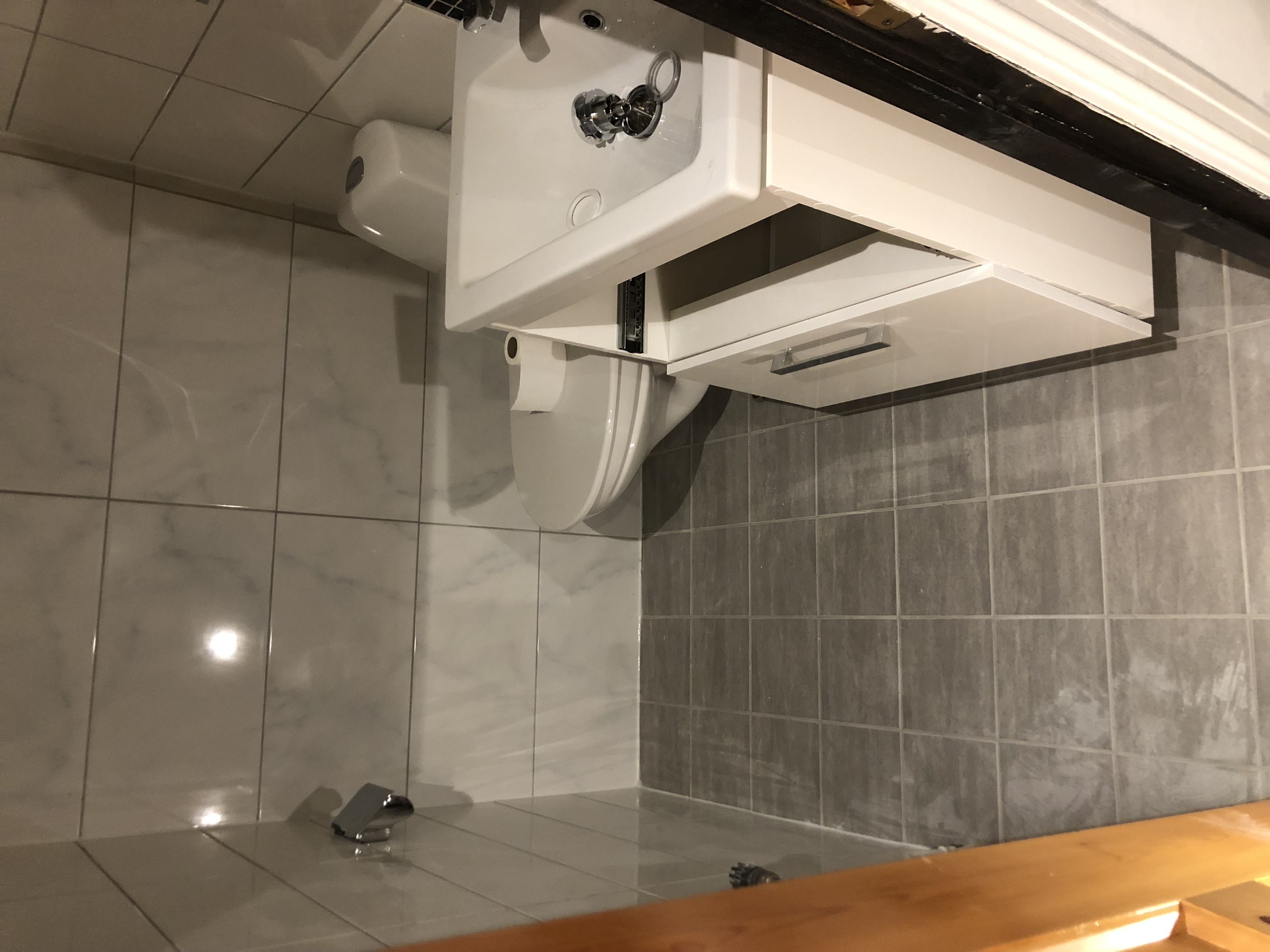 Litet Badrum Komplett